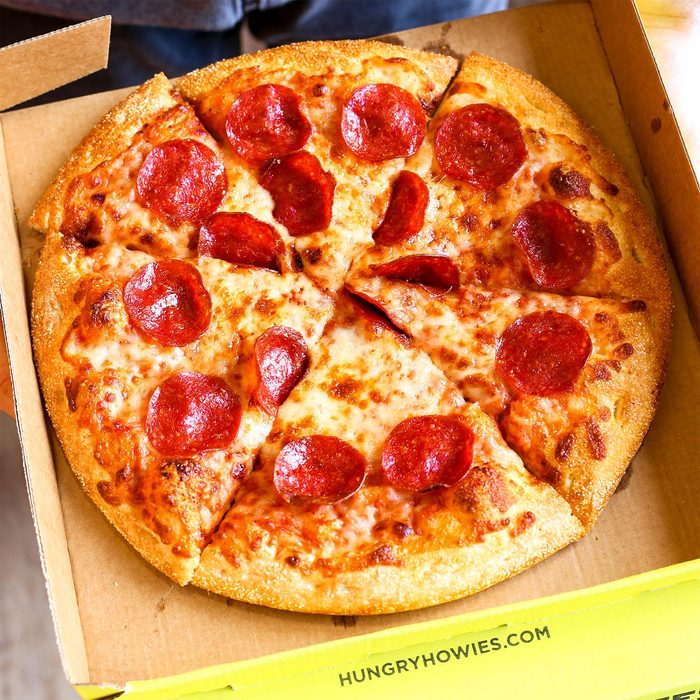Hungry Howie's pepperoni pizza