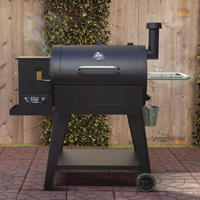 Pit Boss Sportsman 820 Grill