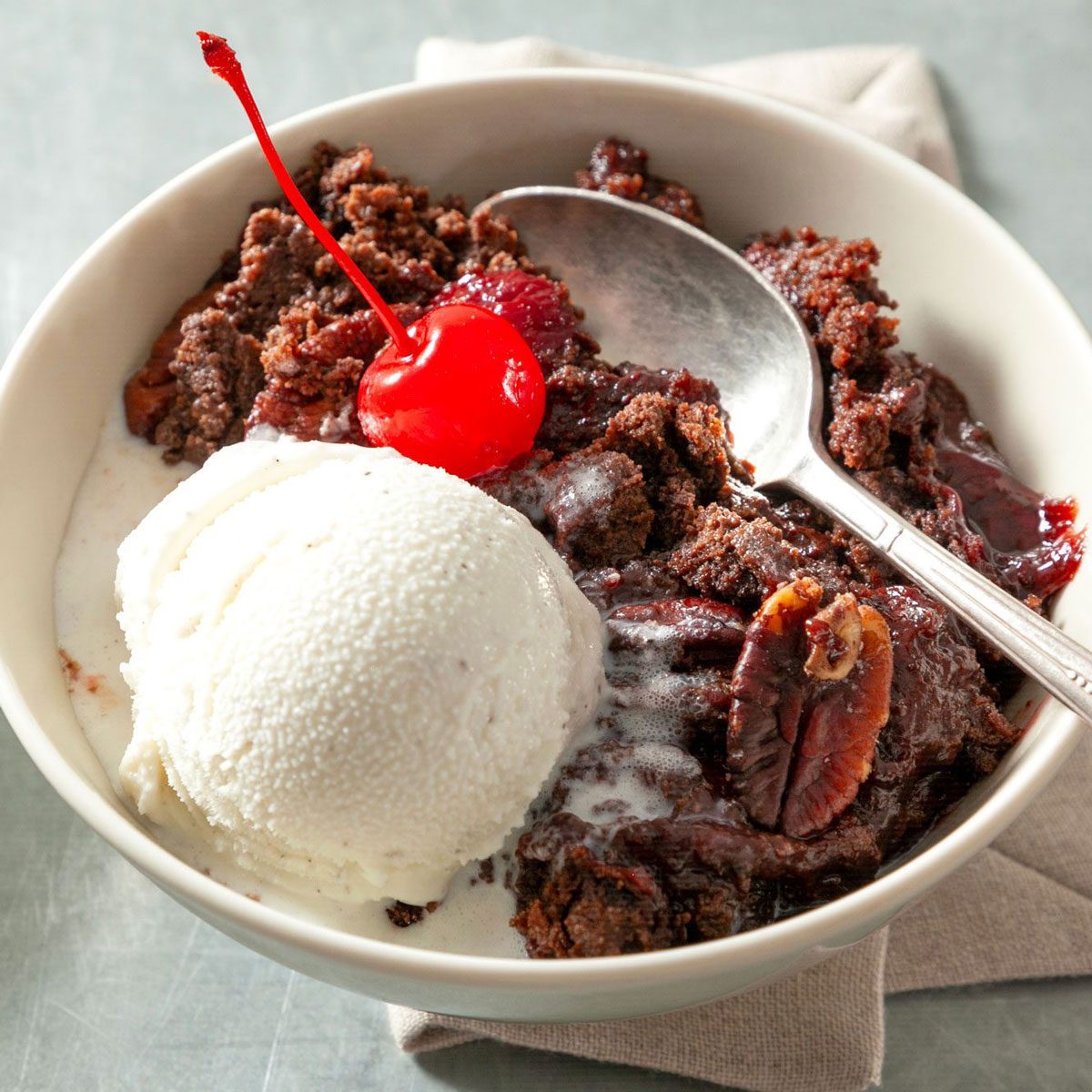 29 Homemade Cherry Desserts That Bring Back Sweet Memories