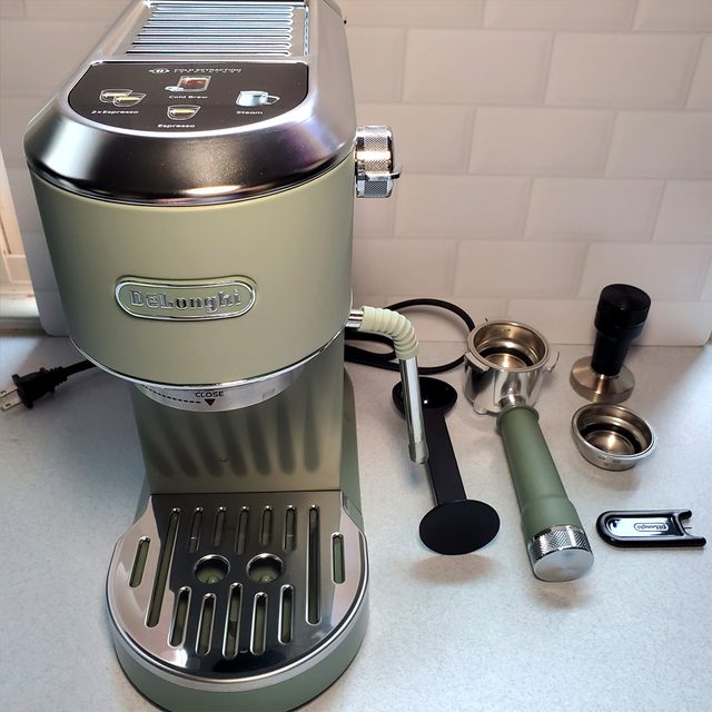De Longhi Launches Compact, Affordable Espresso Maker