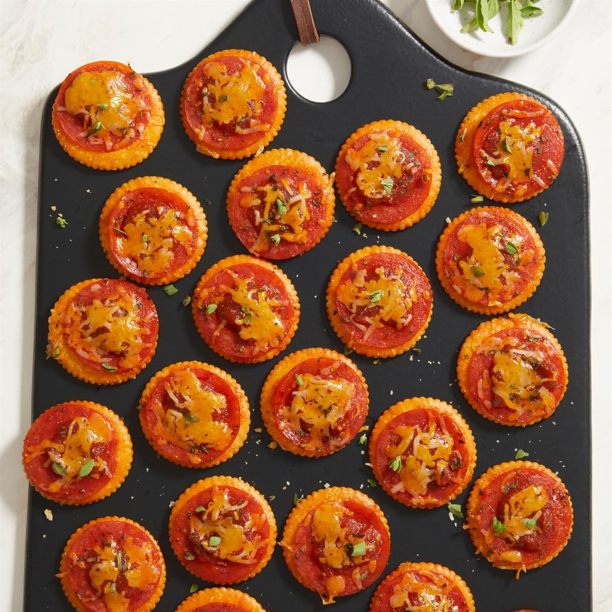 Pizza Crackers